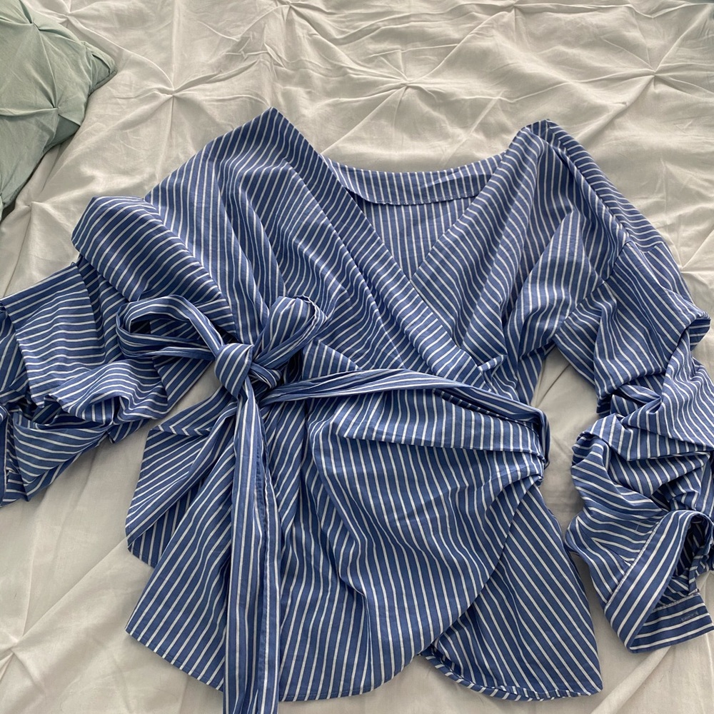 Zara USA women puff sleeve striped wrap blouse